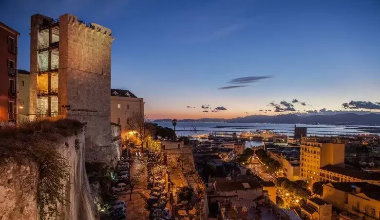 Alla Scopera di Cagliari: La Perla del Mediterraneo